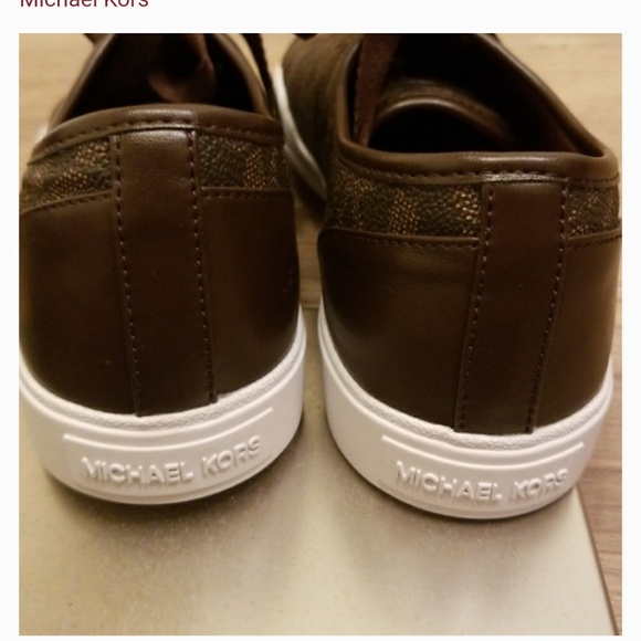 ⭐️HP⭐️Michael Kors Brown City Sneakers - Picture 4 of 4